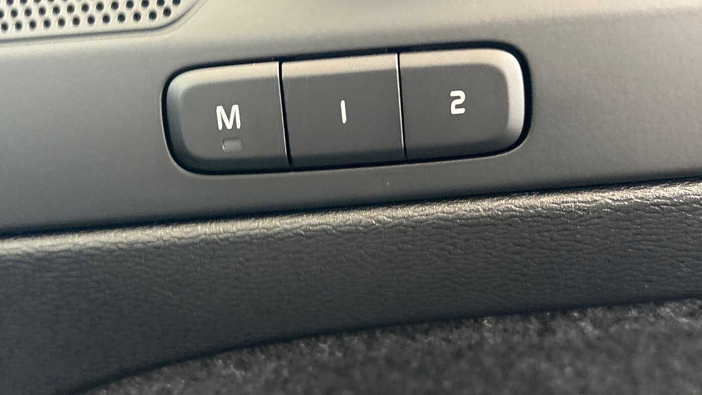 Used Volvo XC40 2025 for sale - 76670993: Photo 25