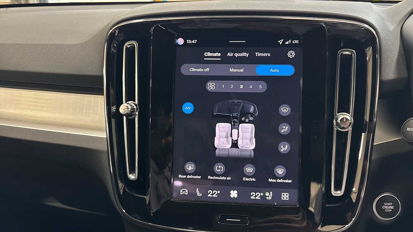 Used Volvo XC40 2025 for sale - 76670993: Photo 38