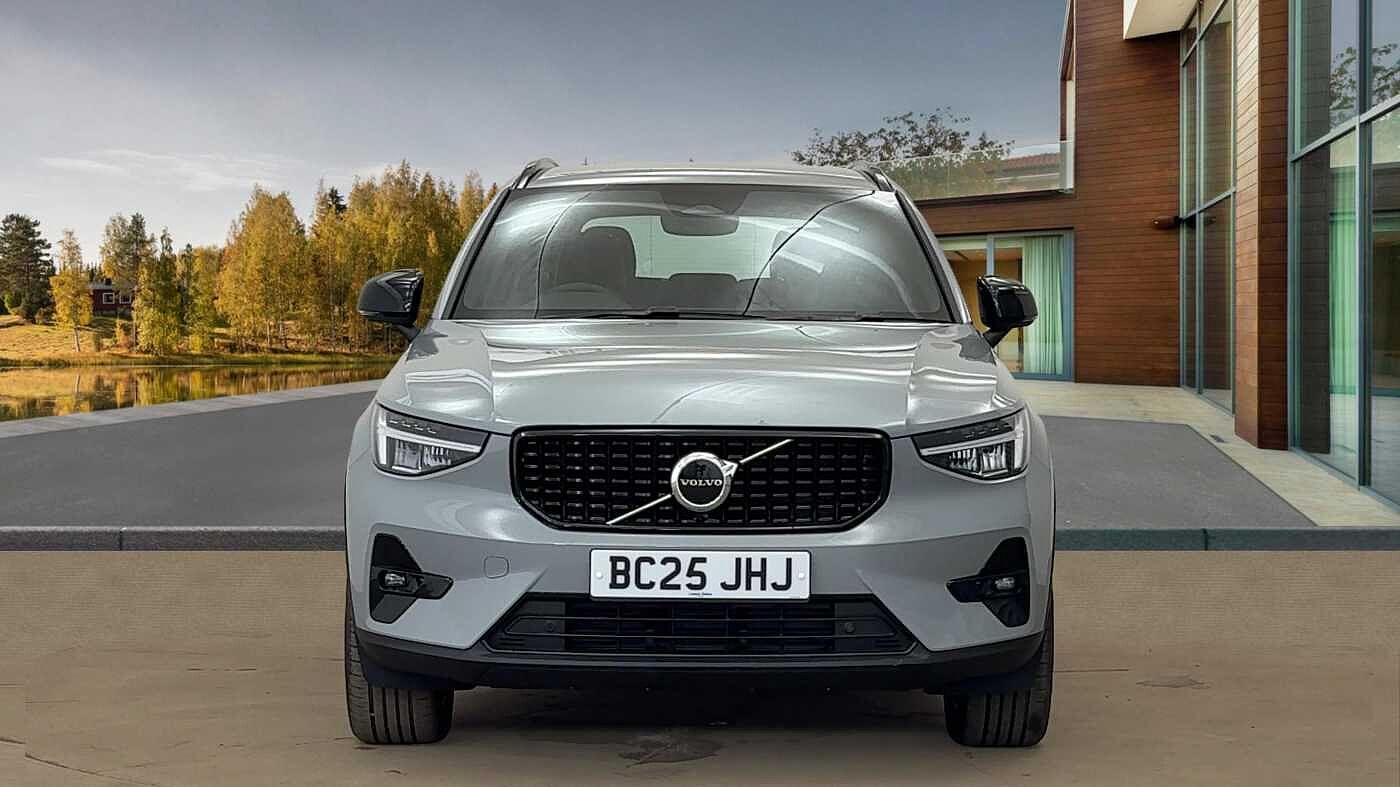 Used Volvo XC40 2025 for sale - 76670993: Photo 8