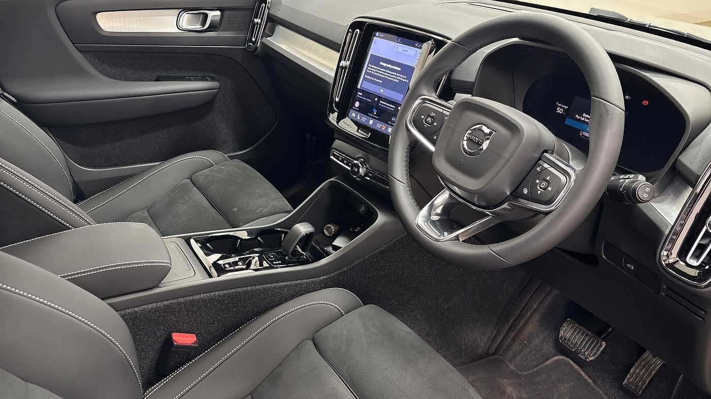 Used Volvo XC40 2025 for sale - 76670993: Photo 9