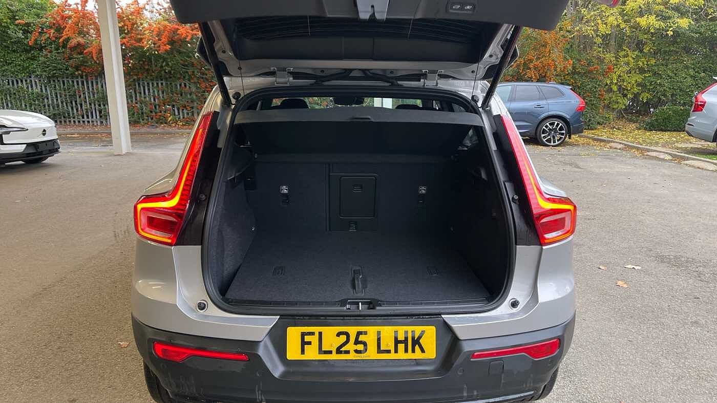 Used Volvo XC40 2025 for sale - 76338437: Photo 13