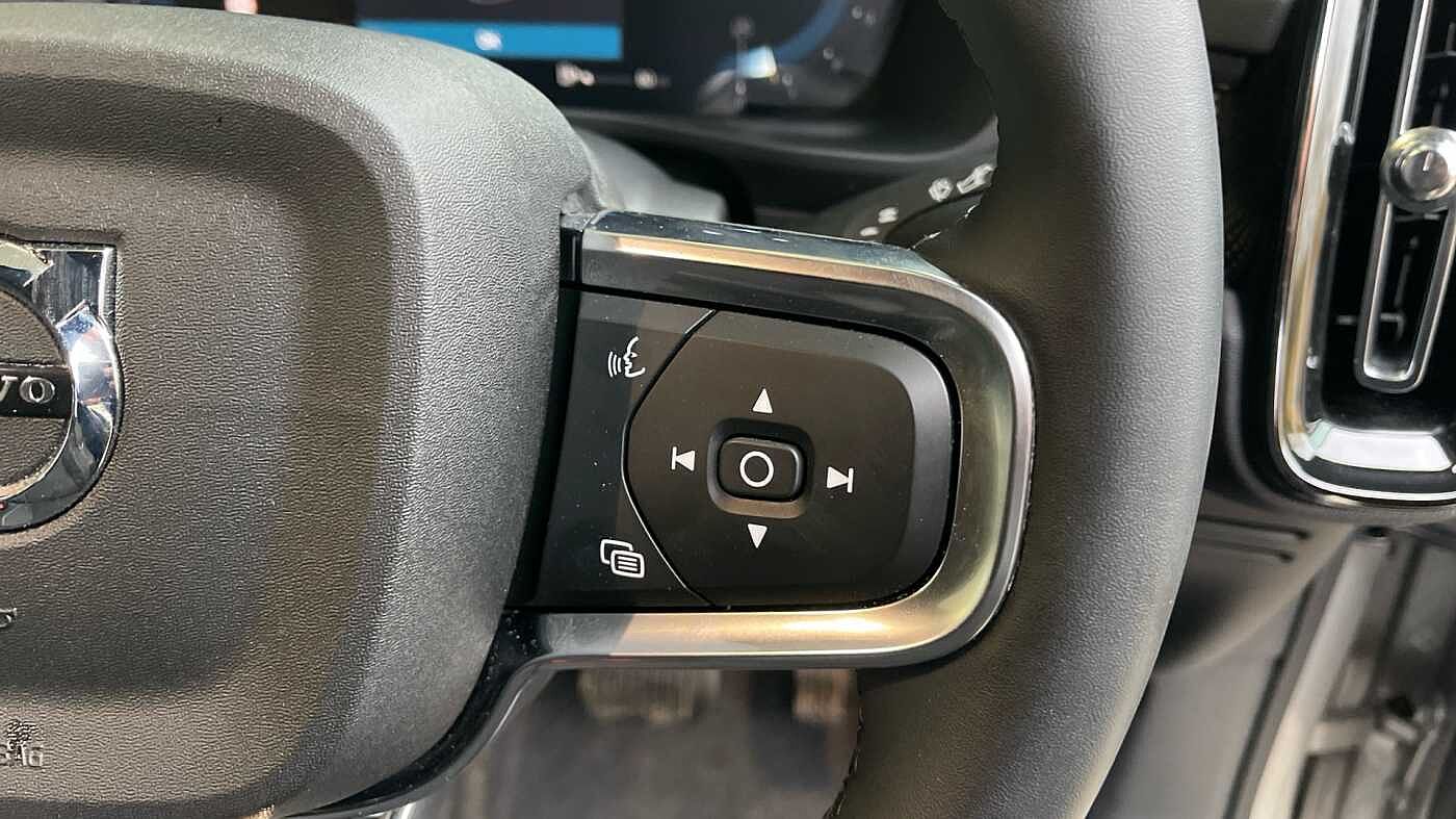 Used Volvo XC40 2025 for sale - 76338437: Photo 19