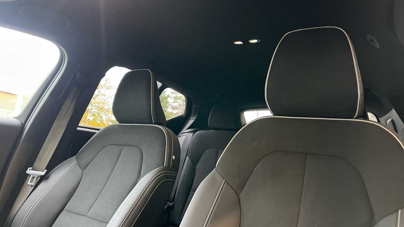 Used Volvo XC40 2025 for sale - 76338437: Photo 25