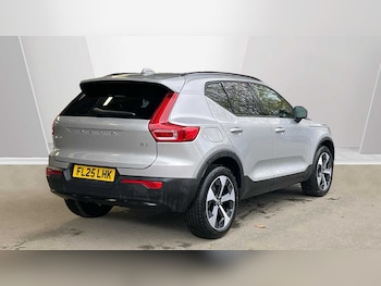 Used Volvo XC40 2025 for sale - 76338437: Photo
