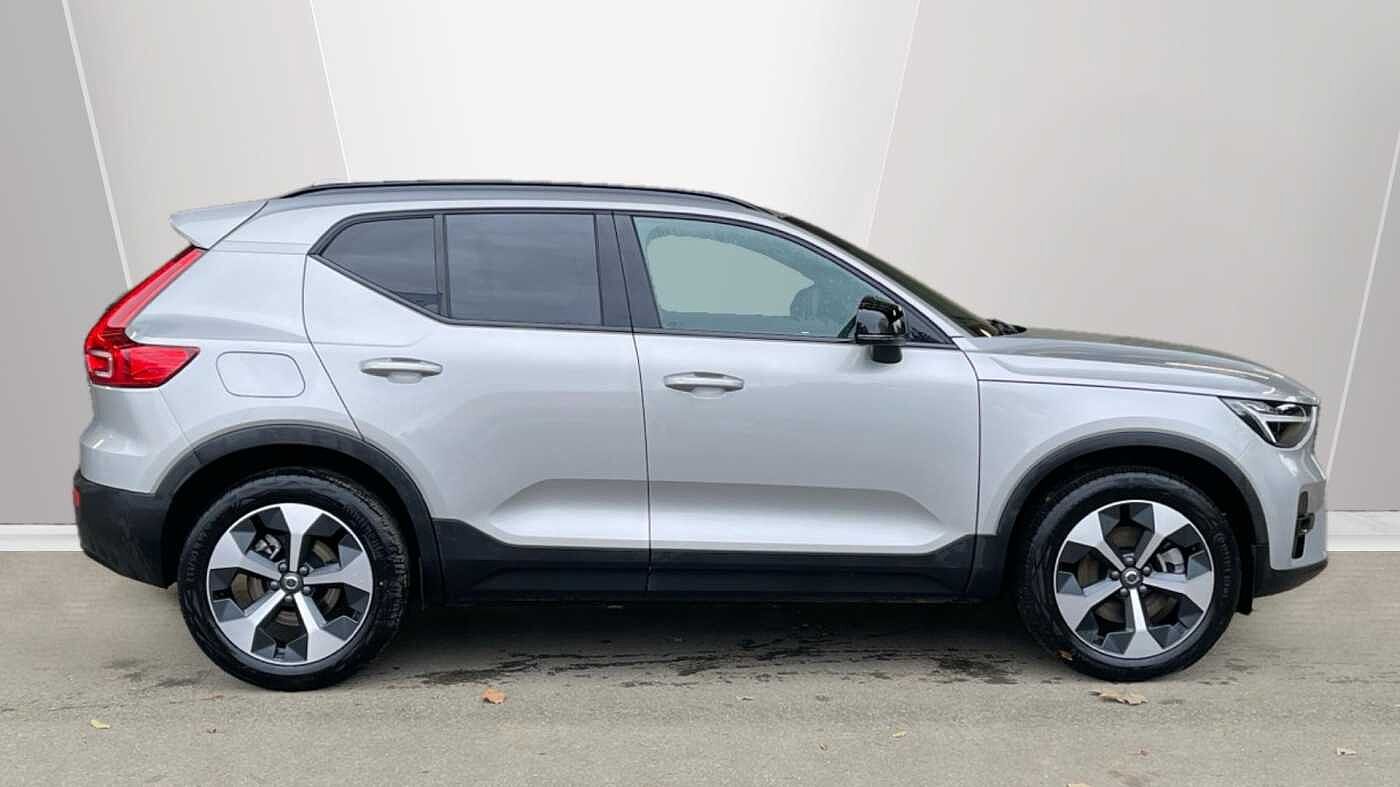Used Volvo XC40 2025 for sale - 76338437: Photo 3