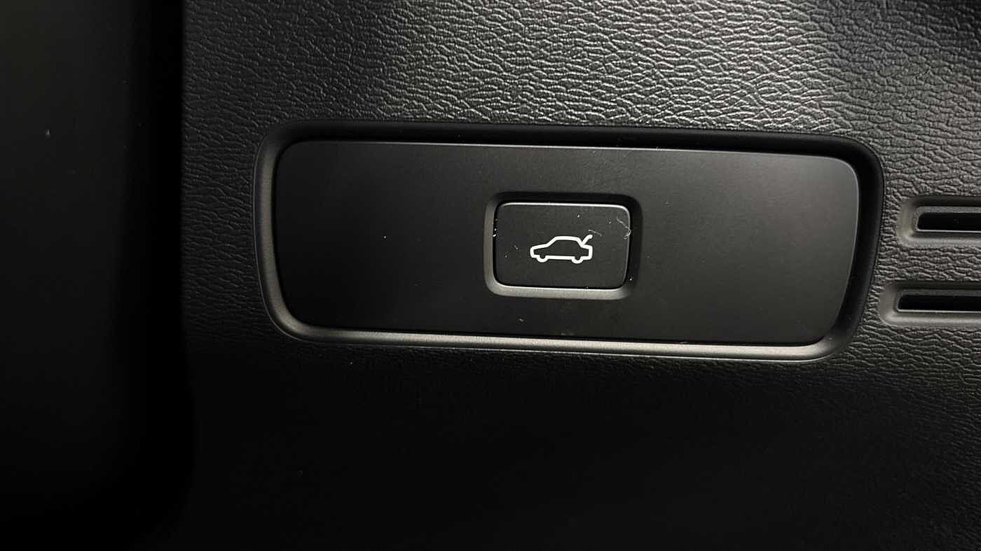 Used Volvo XC40 2022 for sale - 76474501: Photo 28