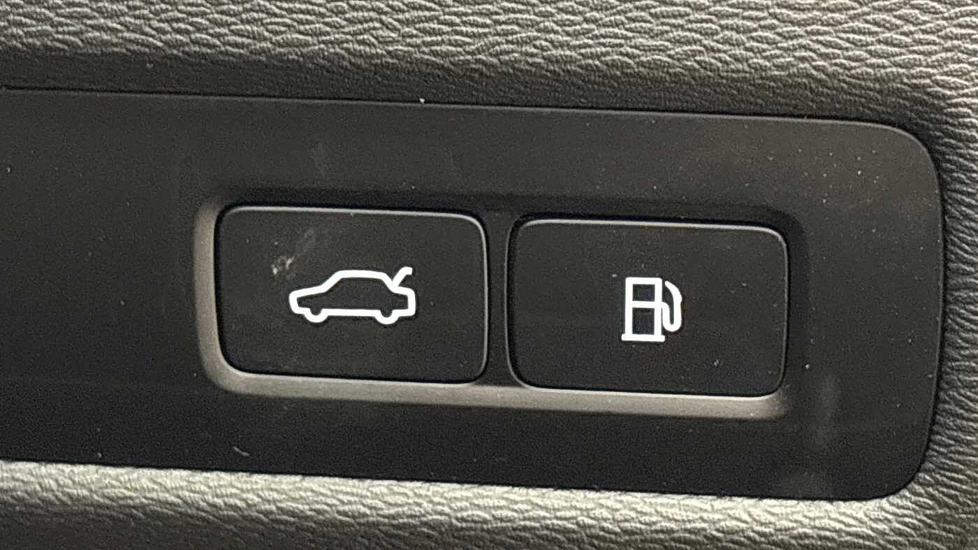 Used Volvo XC60 2025 for sale - 77292907: Photo 28