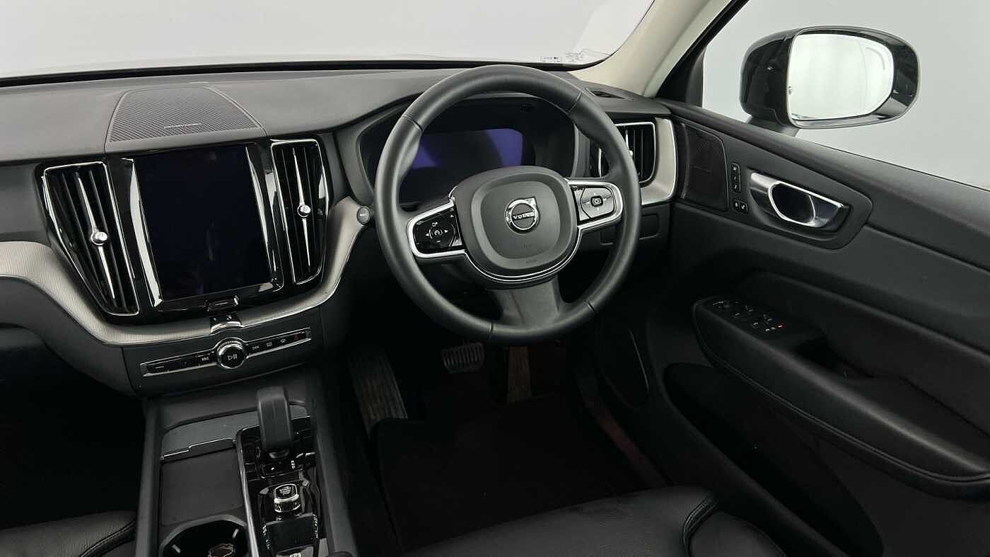 Used Volvo XC60 2022 for sale - 78158229: Photo 8