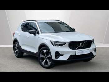 2023 (23) - 2.0 B3P Plus Dark 5dr Auto