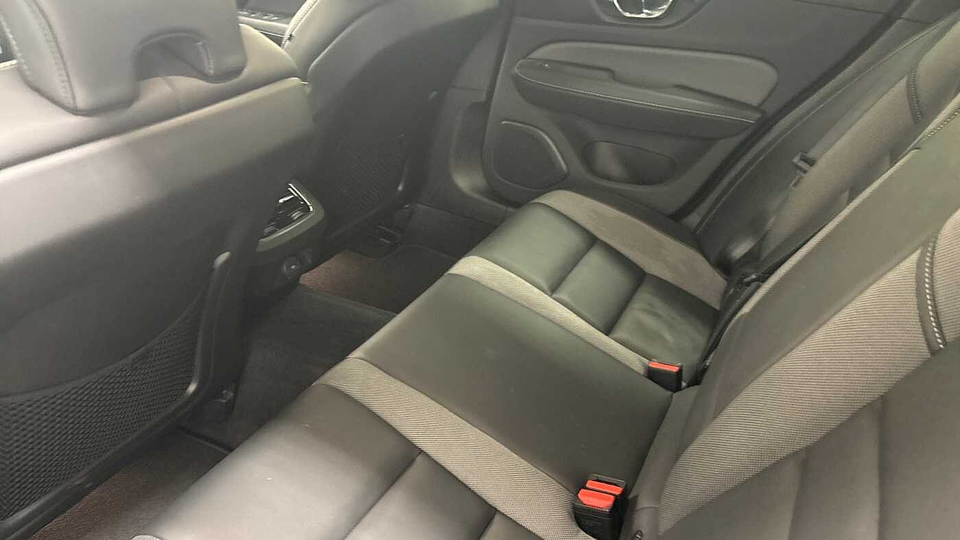 Used Volvo V60 2022 for sale - 77218208: Photo 7