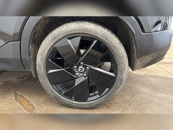 Used Volvo XC40 2025 for sale - 77755154: Photo