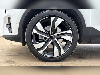 Used Volvo XC40 2023 for sale - 78336245: Photo