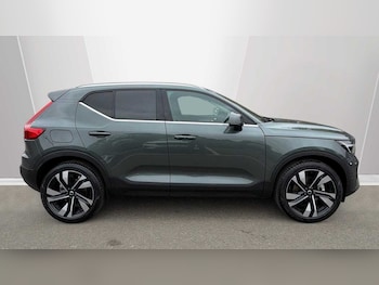 Used Volvo XC40 2026 for sale - 79094517: Photo