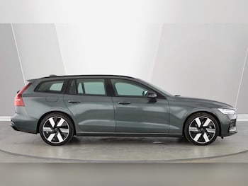 Used Volvo V60 2025 for sale - 79350297: Photo