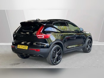 Used Volvo XC40 2025 for sale - 76309293: Photo 2