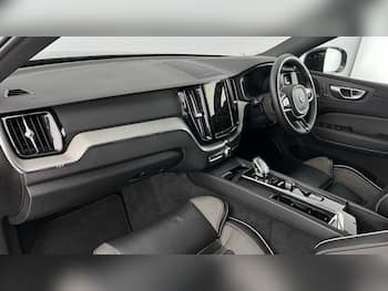 Used Volvo XC60 2023 for sale - 79647080: Photo