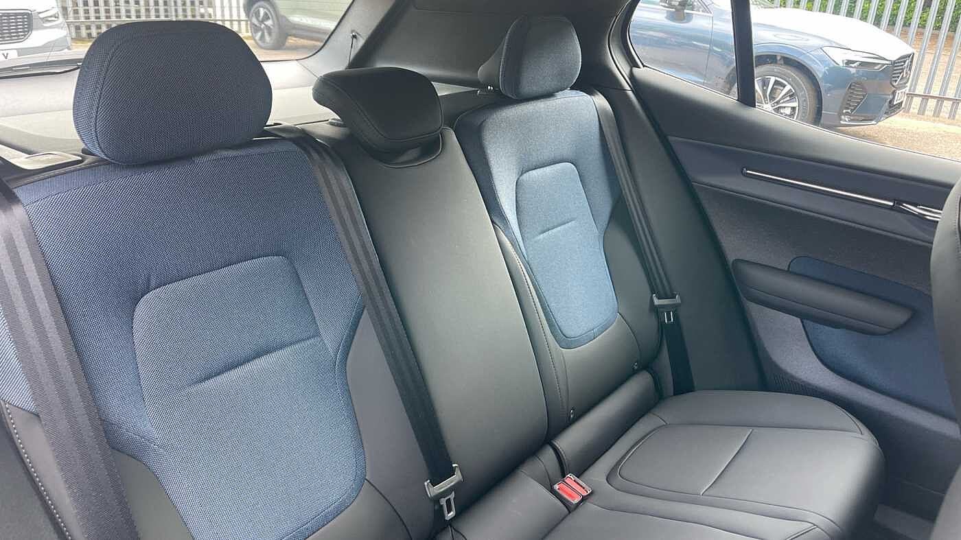 Used Volvo EX30 2025 for sale - 76716741: Photo 8