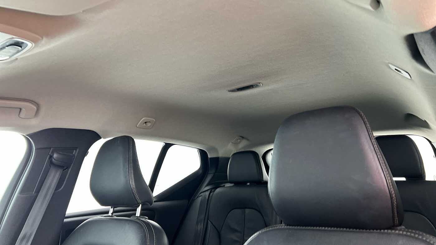 Used Volvo XC40 2021 for sale - 77292980: Photo 11