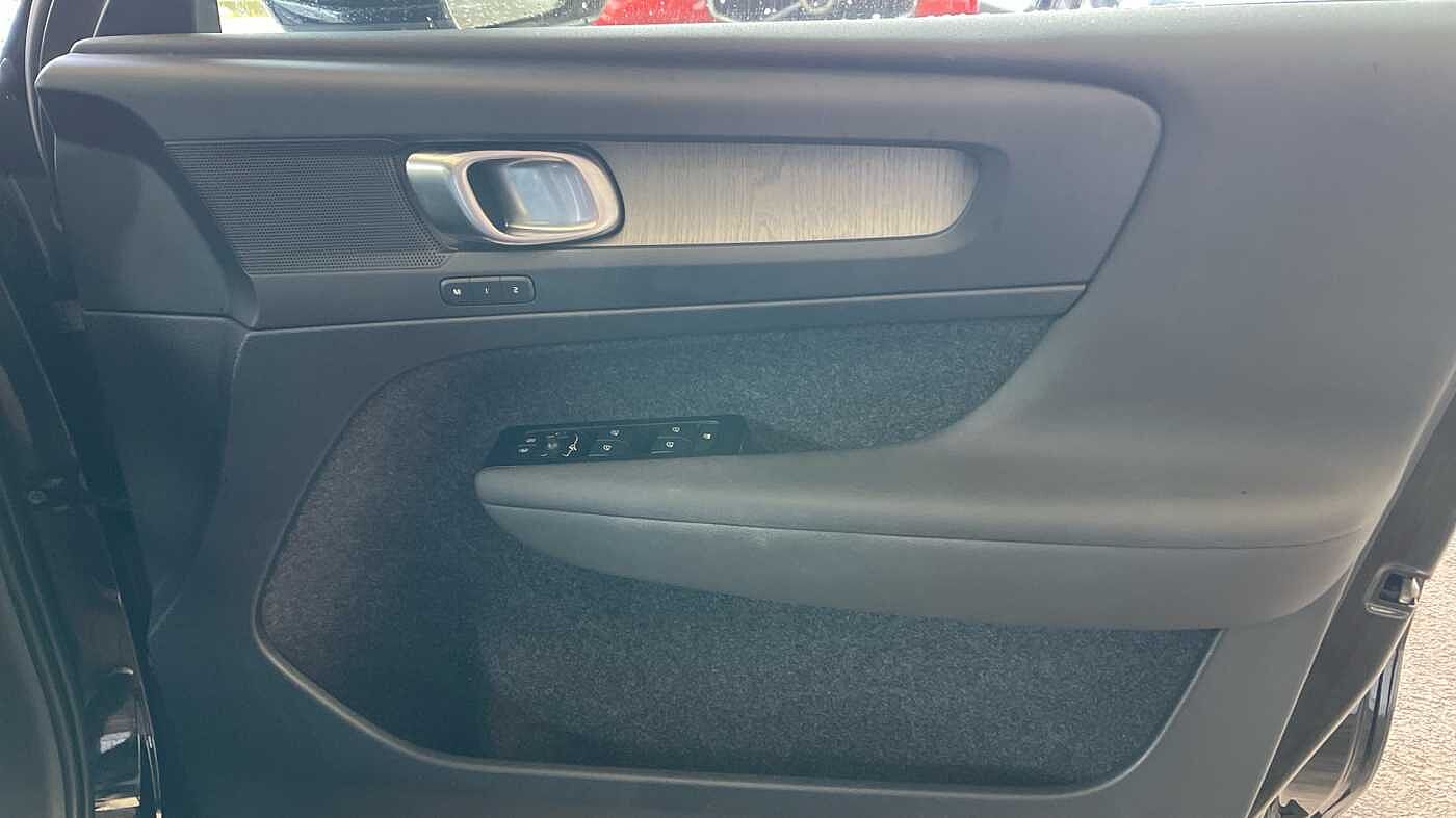 Used Volvo XC40 2021 for sale - 77292980: Photo 23