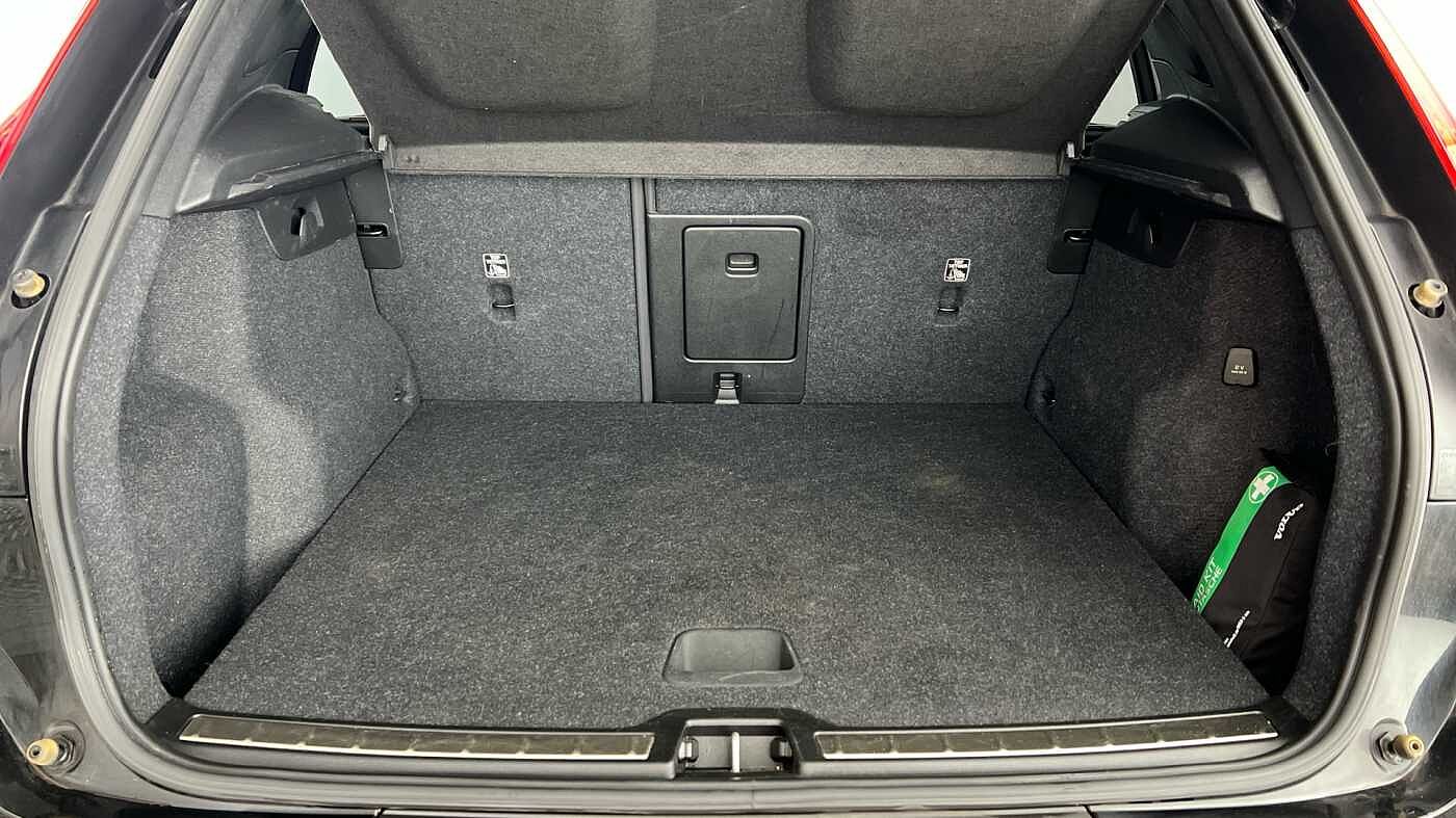 Used Volvo XC40 2021 for sale - 77292980: Photo 5