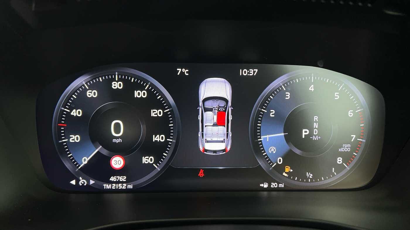 Used Volvo XC40 2021 for sale - 77292980: Photo 9