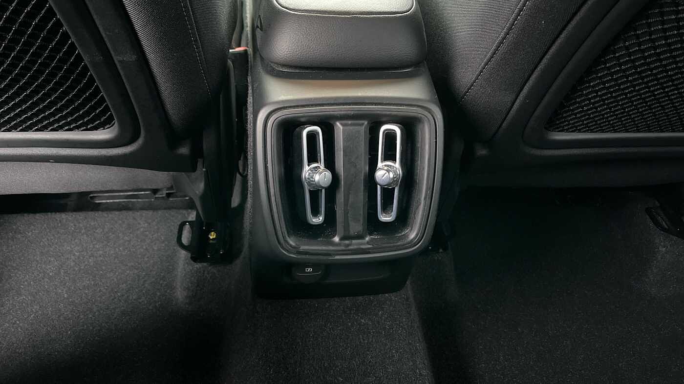 Used Volvo XC40 2022 for sale - 77809710: Photo 25