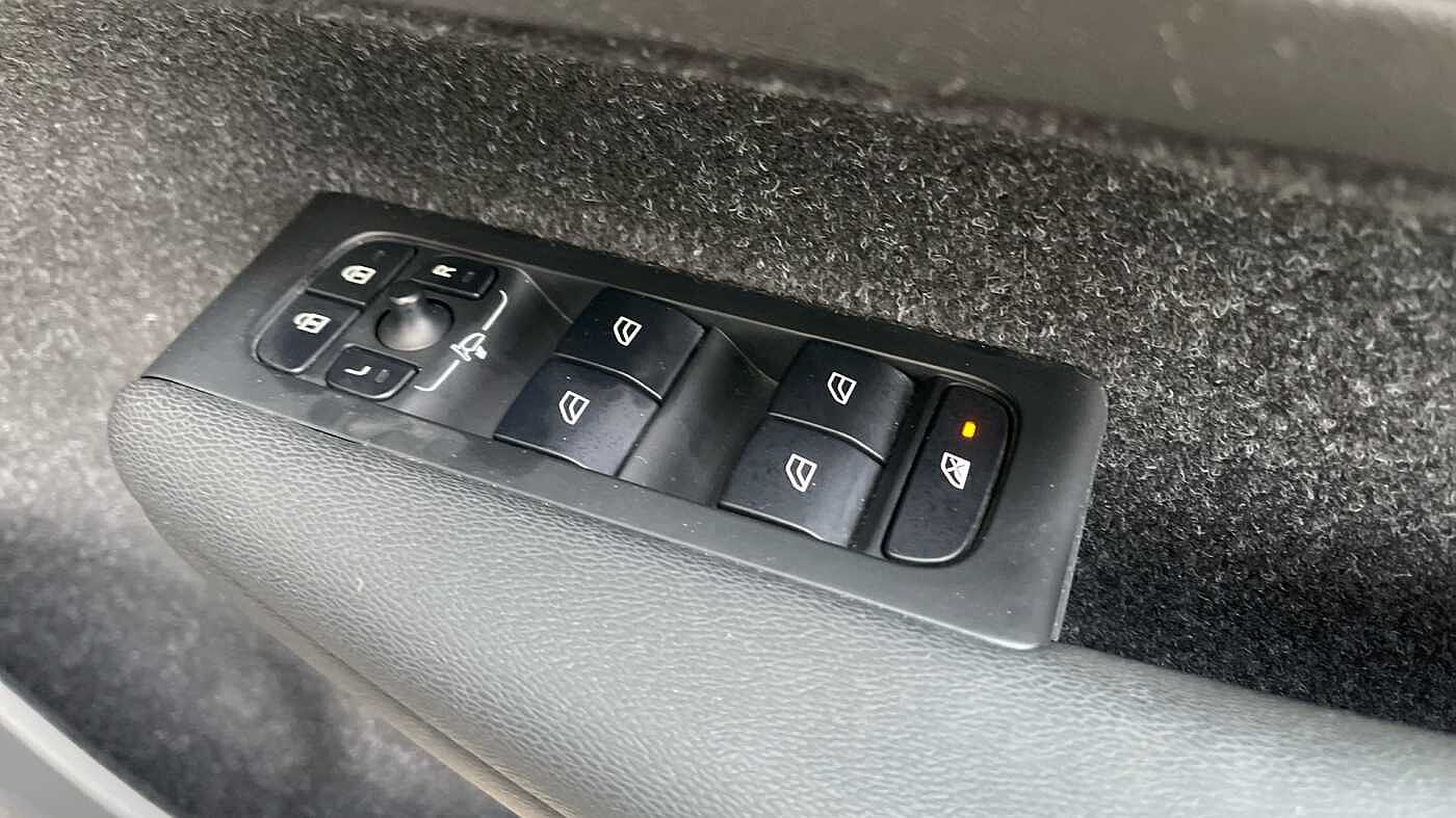 Used Volvo XC40 2021 for sale - 76073851: Photo 19