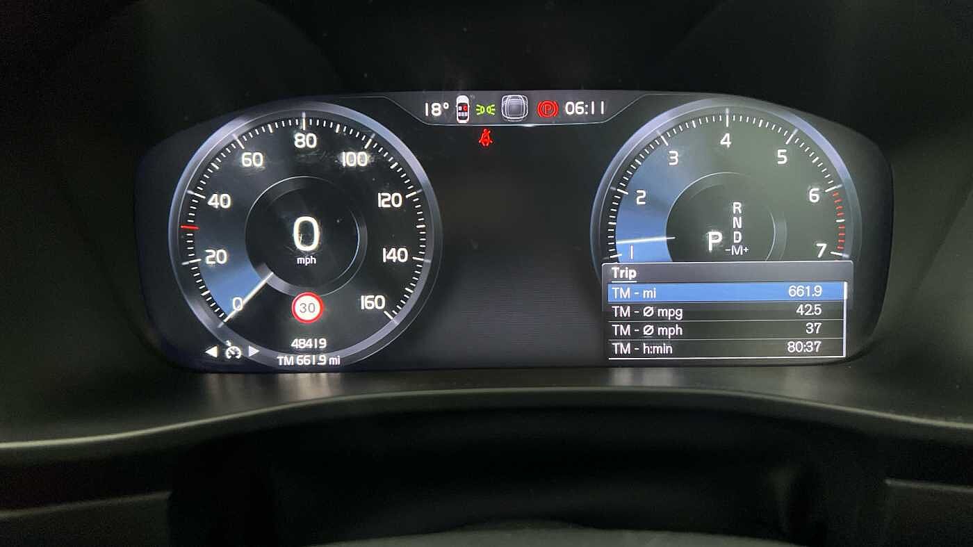 Used Volvo XC40 2021 for sale - 76073851: Photo 9