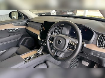 Used Volvo XC90 2025 for sale - 78088124: Photo