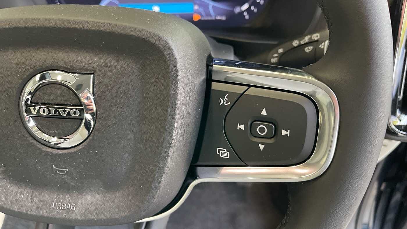 Used Volvo XC40 2025 for sale - 76139775: Photo 19