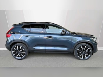 Used Volvo XC40 2025 for sale - 76139775: Photo 3