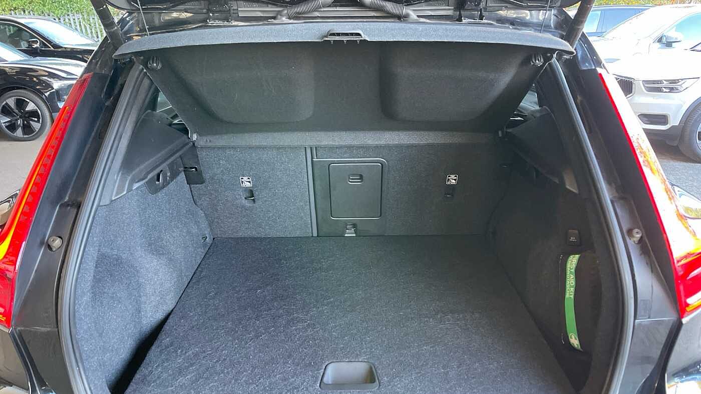 Used Volvo XC40 2021 for sale - 76800500: Photo 13