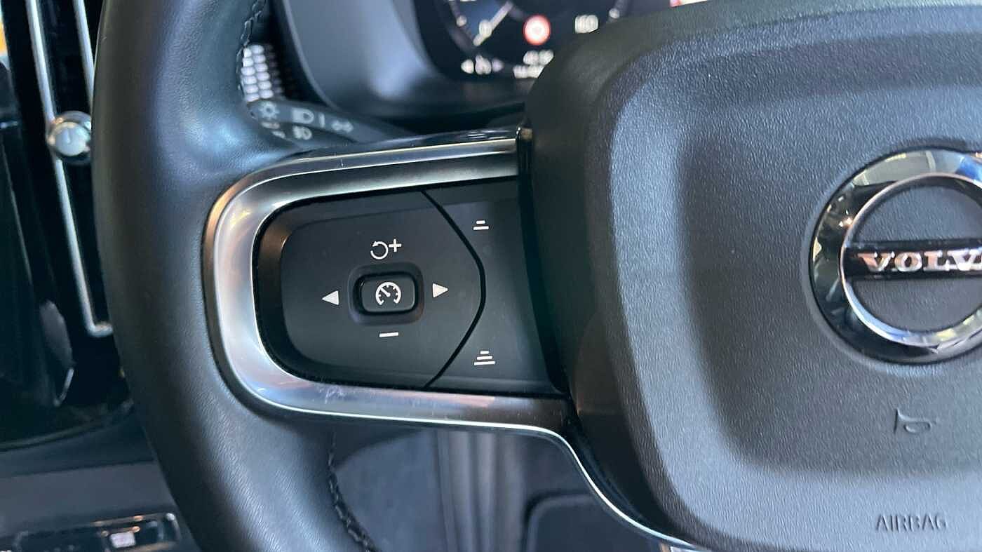 Used Volvo XC40 2021 for sale - 76800500: Photo 17