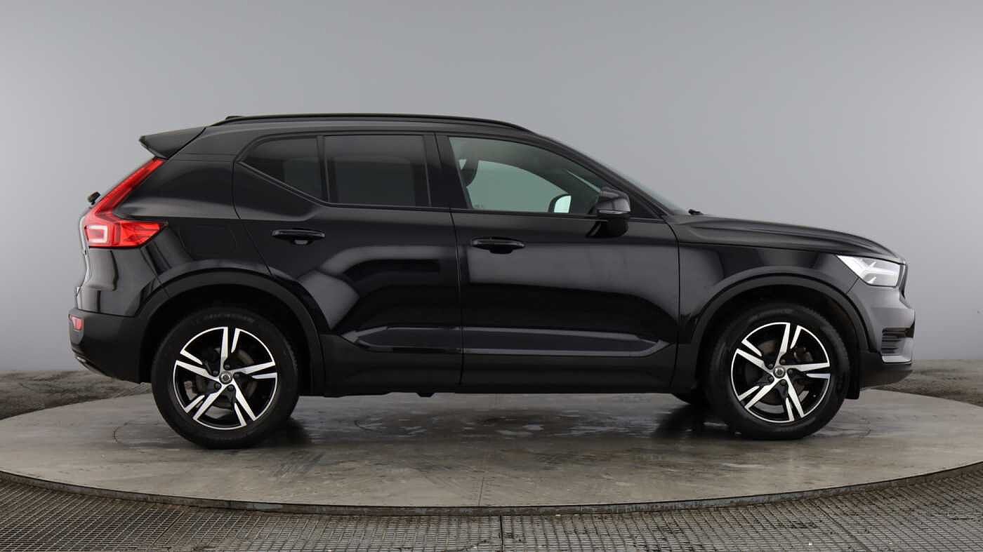 Used Volvo XC40 2021 for sale - 76800500: Photo 3