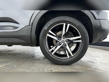 Used Volvo XC40 2021 for sale - 76800500: Photo