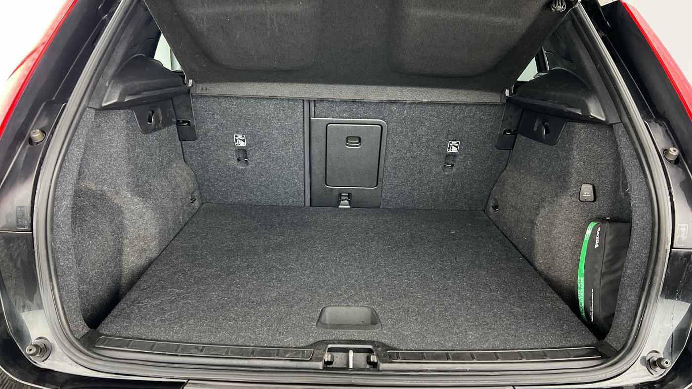 Used Volvo XC40 2021 for sale - 76800500: Photo 5