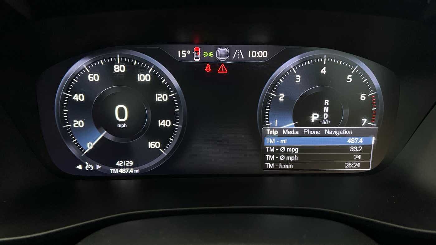 Used Volvo XC40 2021 for sale - 76800500: Photo 9