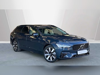 Used Volvo V90 2025 for sale - 76514400: Photo