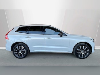 Used Volvo XC60 2023 for sale - 77809684: Photo