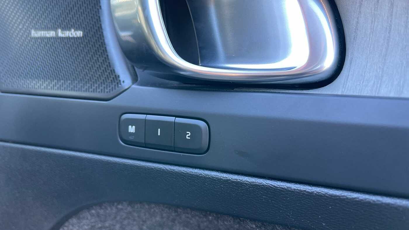 Used Volvo XC40 2024 for sale - 76474450: Photo 25