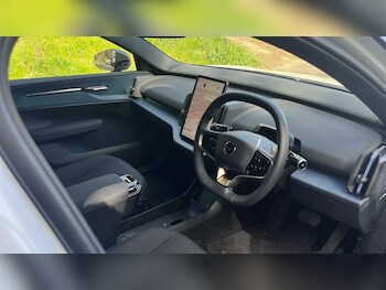 Used Volvo EX30 2025 for sale - 78088143: Photo