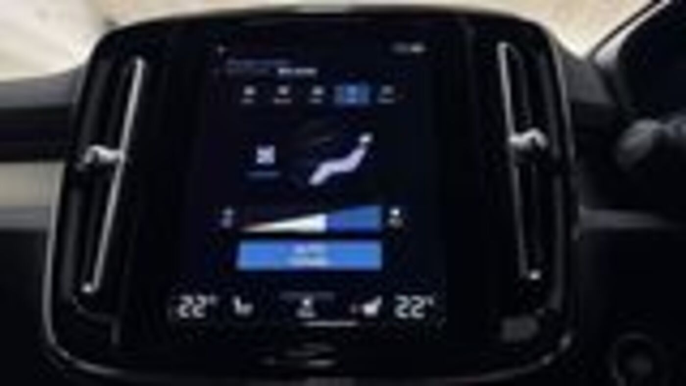 Used Volvo XC40 2022 for sale - 77388434: Photo 37