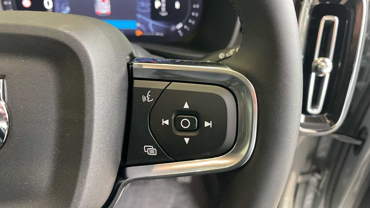 Used Volvo XC40 2025 for sale - 77145330: Photo 18