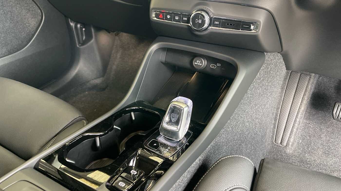 Used Volvo XC40 2025 for sale - 77145330: Photo 21