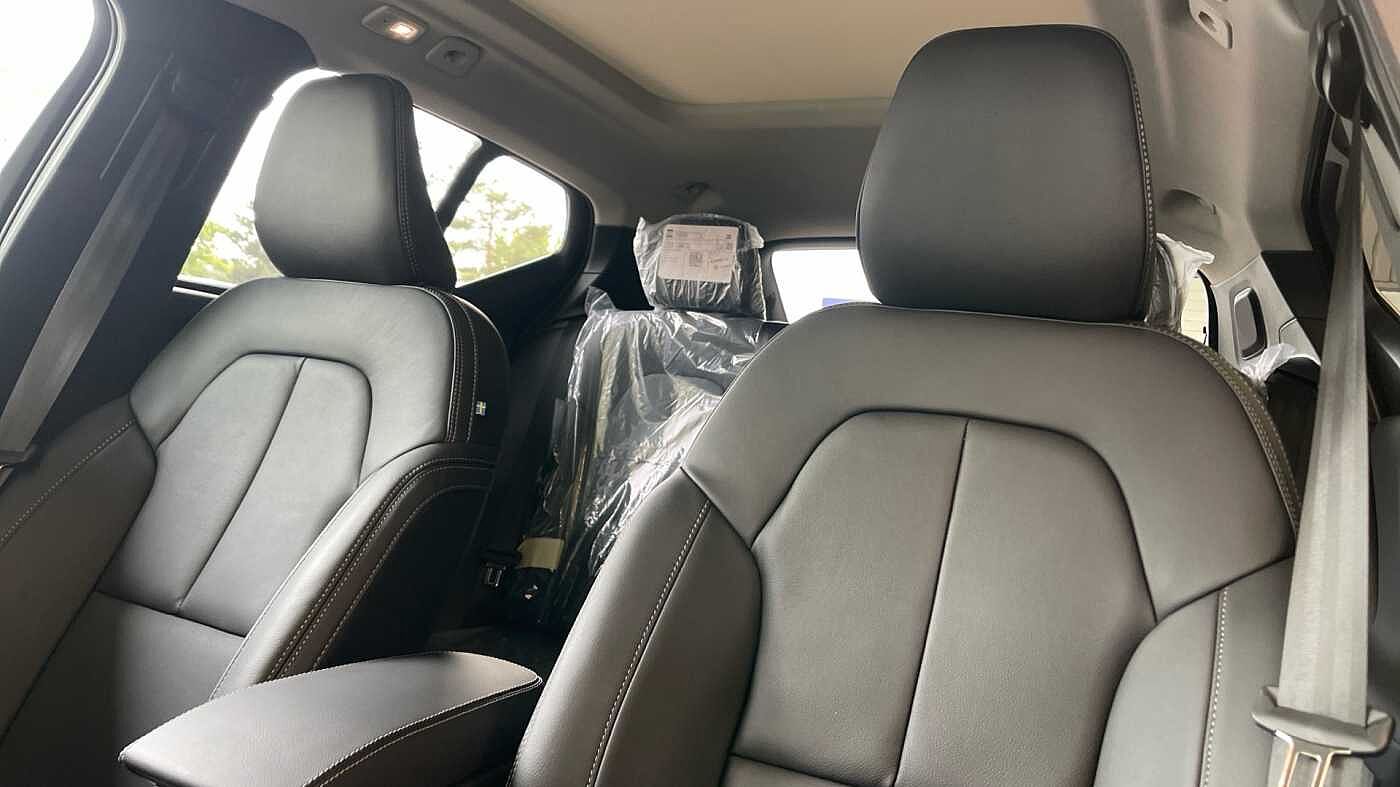 Used Volvo XC40 2025 for sale - 77145330: Photo 25