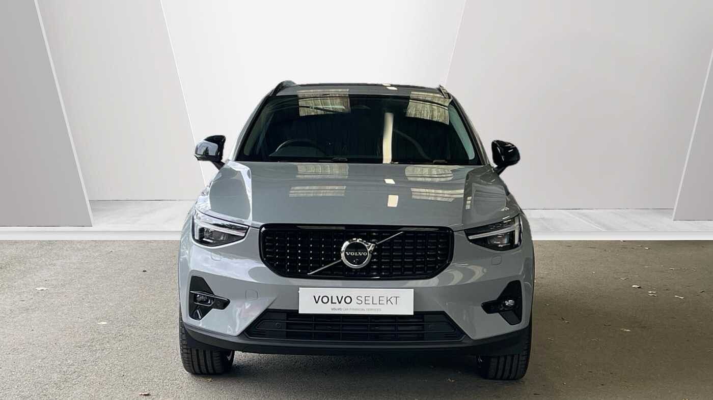 Used Volvo XC40 2025 for sale - 77145330: Photo 8