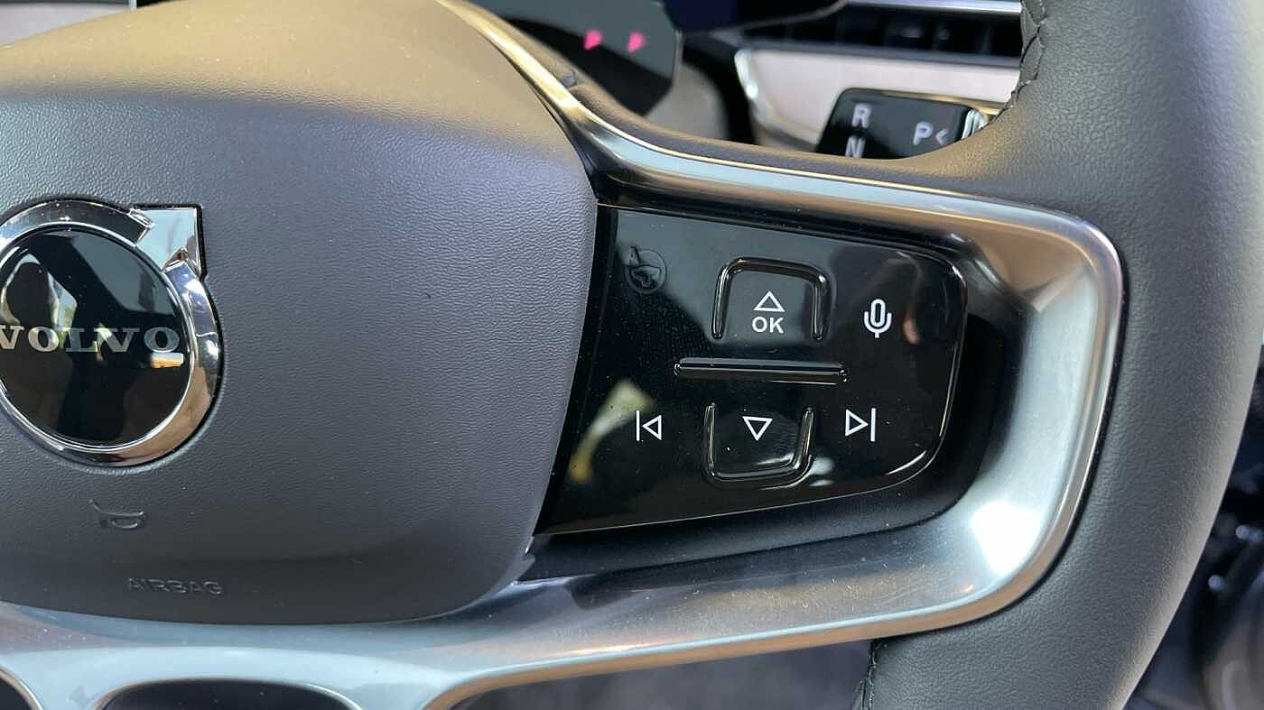 Used Volvo EX90 2025 for sale - 76551831: Photo 19