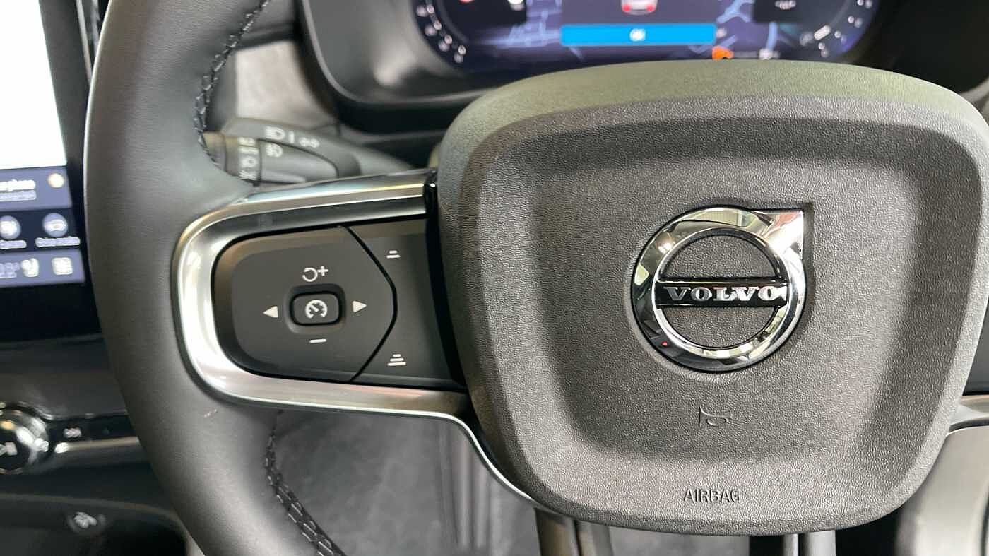 Used Volvo XC40 2025 for sale - 76139810: Photo 18