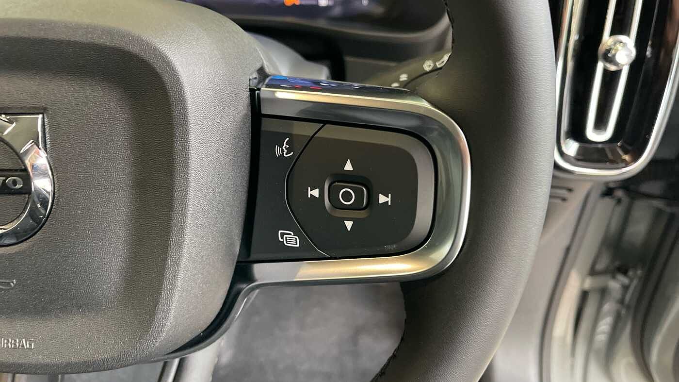 Used Volvo XC40 2025 for sale - 76139810: Photo 19