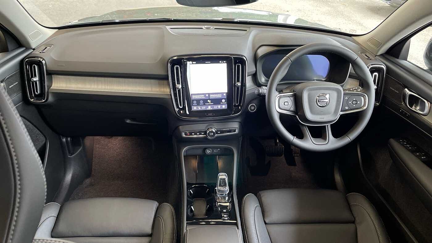 Used Volvo XC40 2025 for sale - 76139810: Photo 5